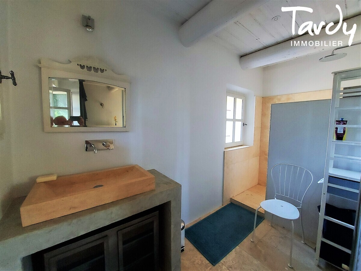 Mas en pierre avec maison d'amis - Charme de l'ancien - 84160 LOURMARIN - Vaugines