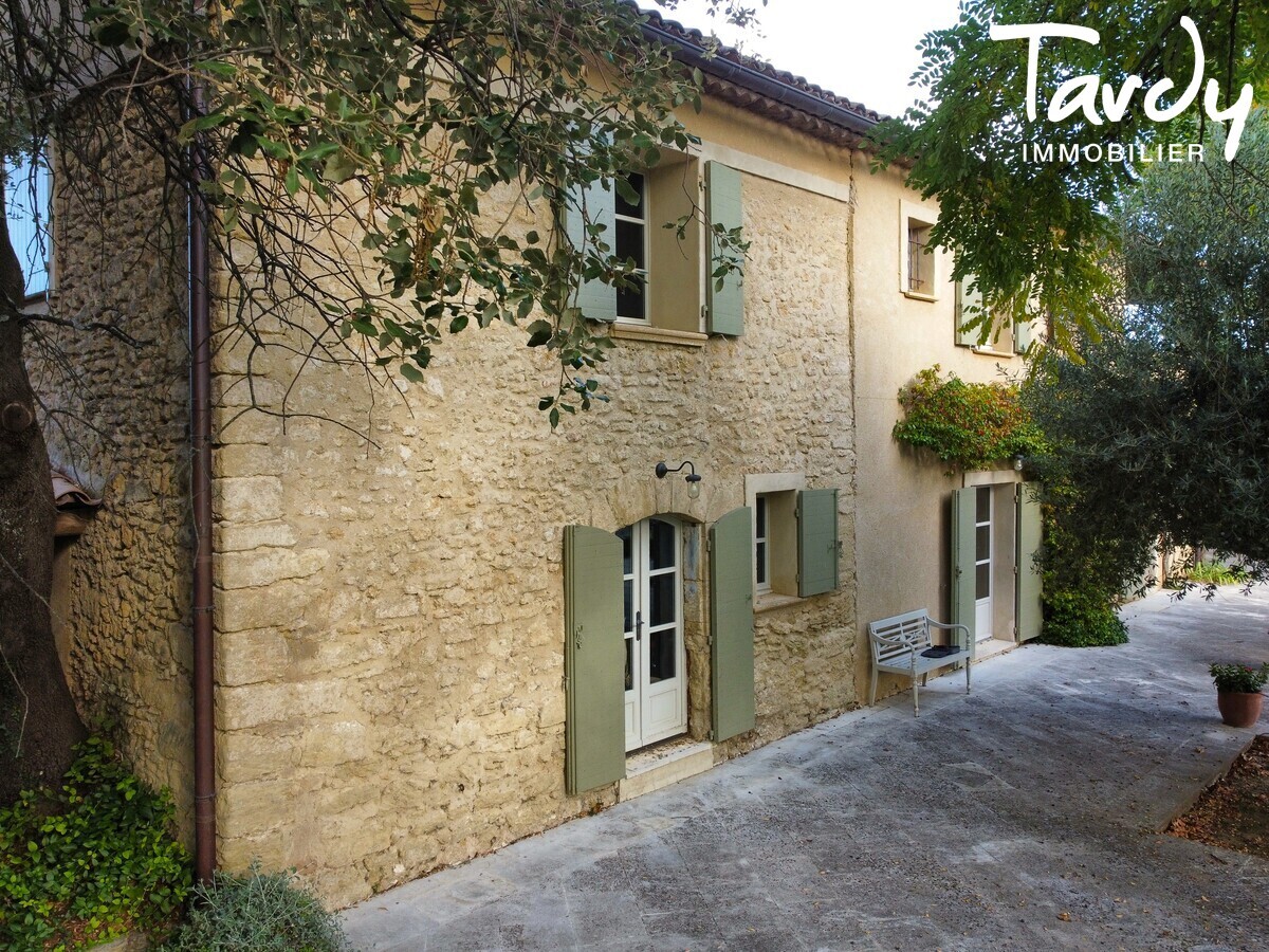 Mas en pierre avec maison d'amis - Charme de l'ancien - 84160 LOURMARIN - Lourmarin