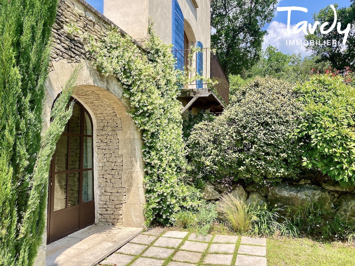Maison de Matre proche du Colorado Provenal - 84490 SAINT-SATURNIN-LES-APT - Saint-Saturnin-ls-Apt - MAISON DE LUXE AU COEUR DU LUBERON 84400 VILLARS