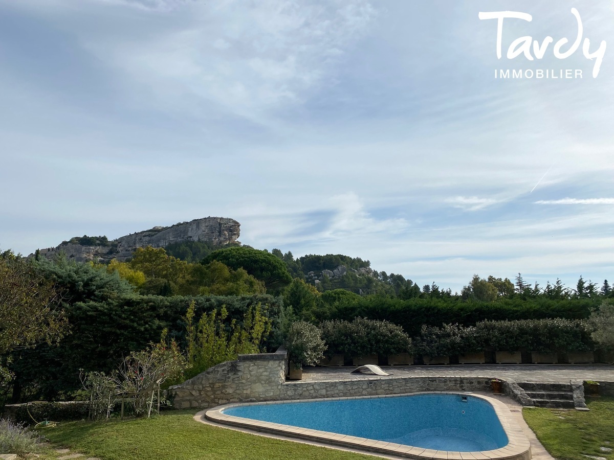 Mas du 18me, vue rocher des Baux - 13520 LES BAUX DE PROVENCE - Les Baux-de-Provence - NOUVEAUTE TARDY