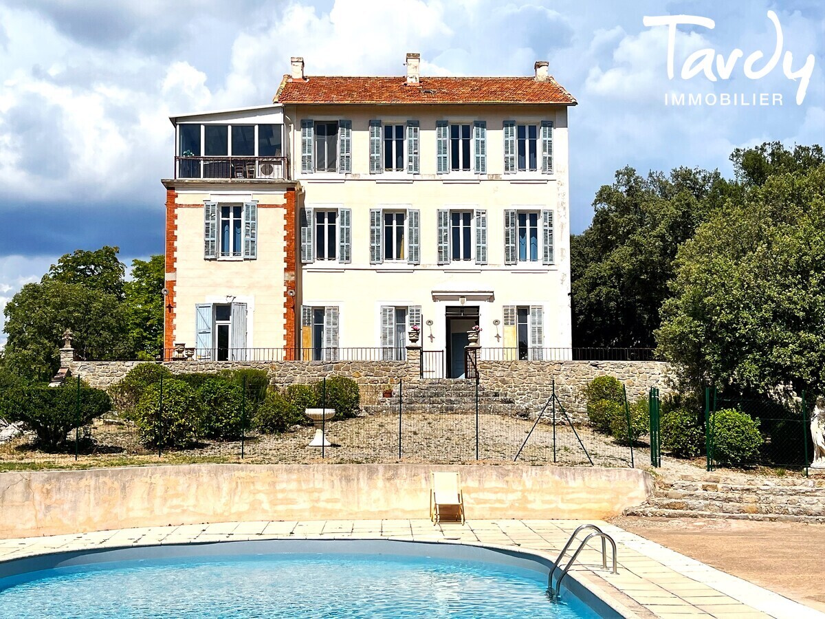Maison de Matre XIXme et Ferme XVIIIme - Provence Verte - 83570 COTIGNAC - Fox-Amphoux