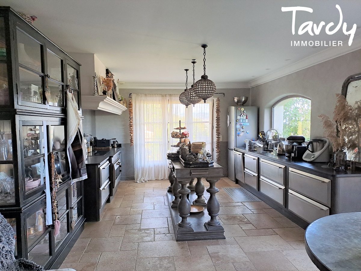Bastide et maison d'amis - Vue  360  - 13 100 AIX EN PROVENCE - Aix-en-Provence