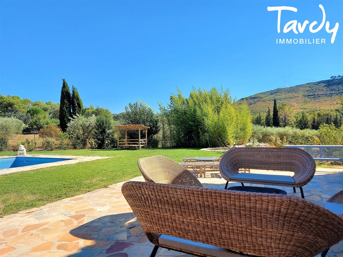 Villa rnove - Campagne - Proximit 13 100 AIX EN PROVENCE - Aix-en-Provence