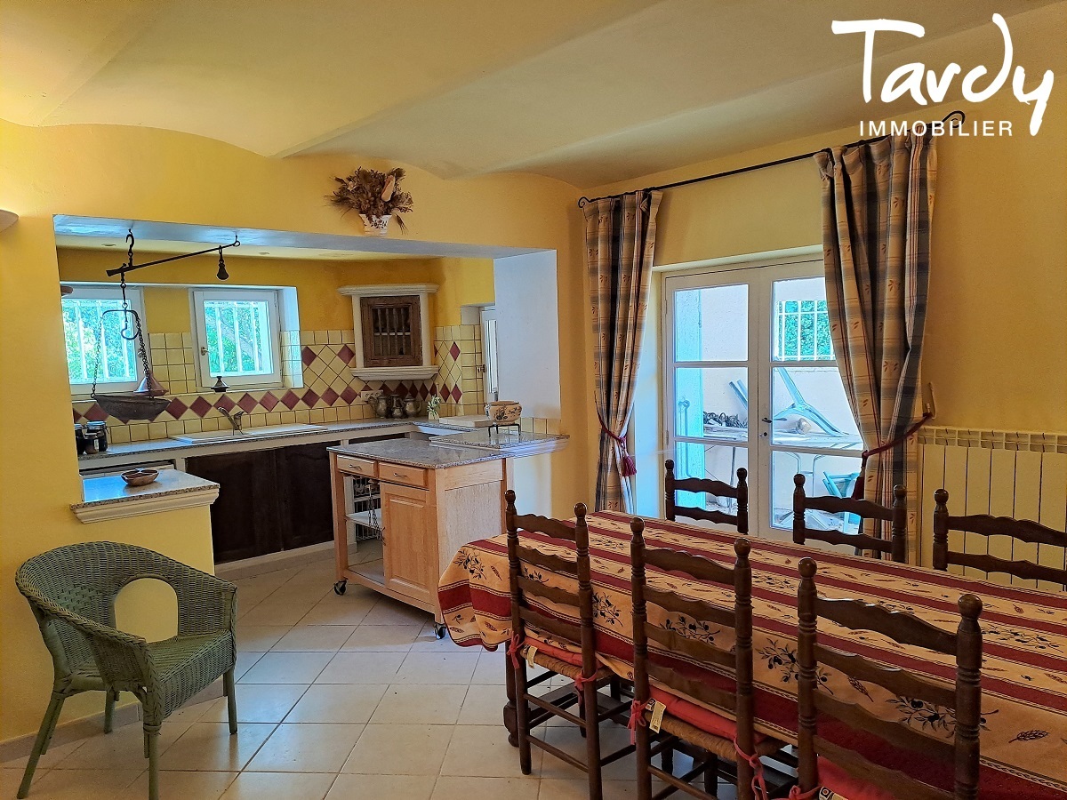 Maison de Matre avec piscine - Charmant village - 20 MIN LOURMARIN - Lourmarin
