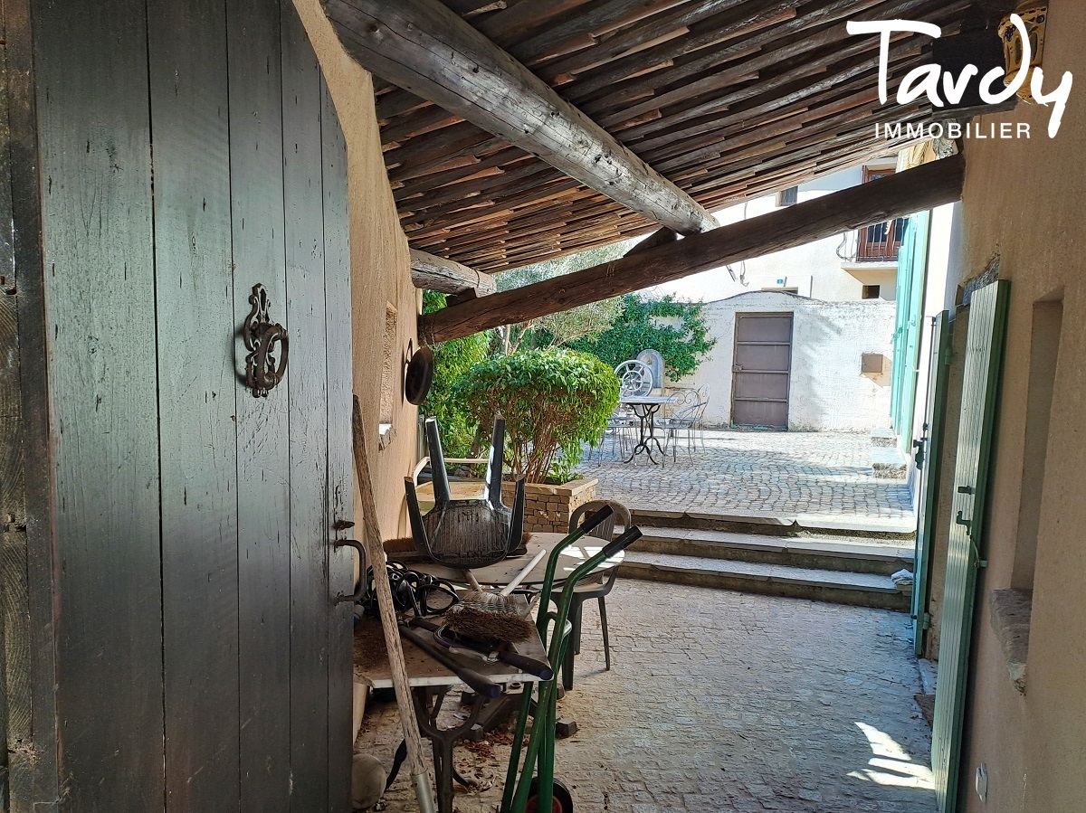 Maison de Matre avec piscine - Charmant village - 20 MIN LOURMARIN - Lourmarin