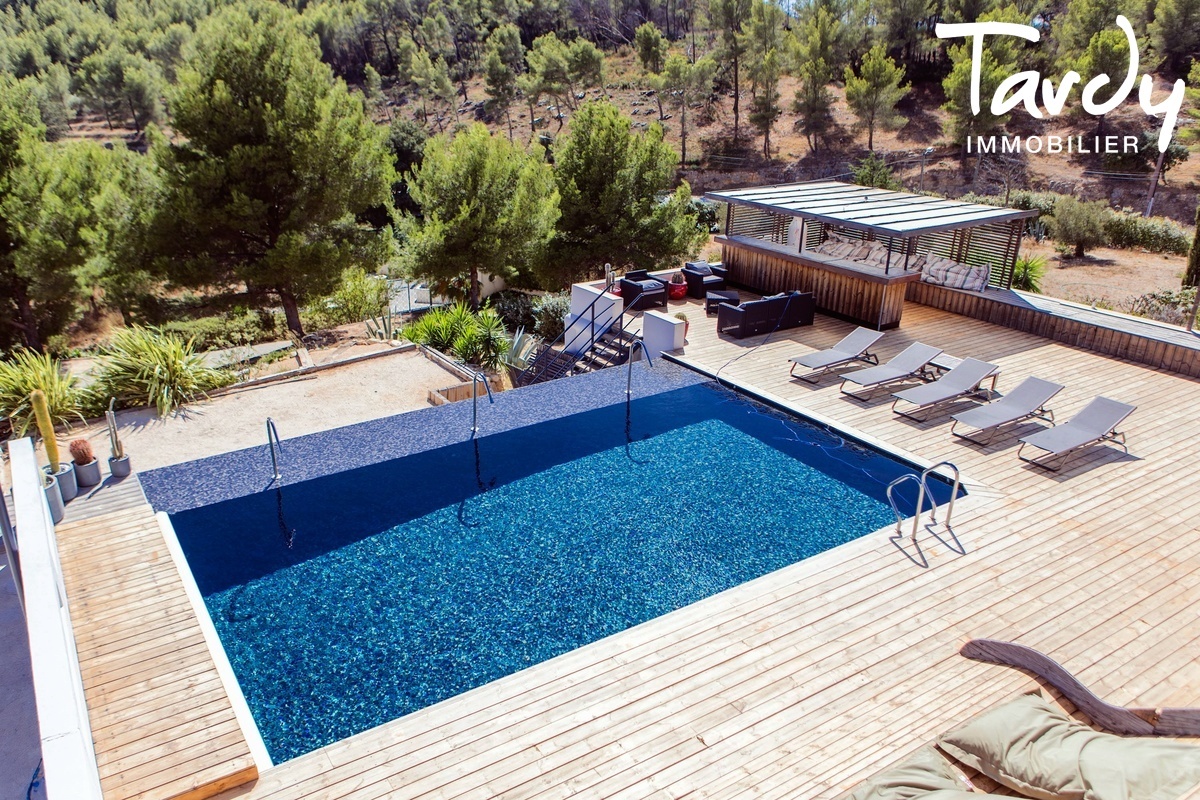 Villa vue mer, proche port et plages - 83150 BANDOL - Bandol - VILLA RECENTE
