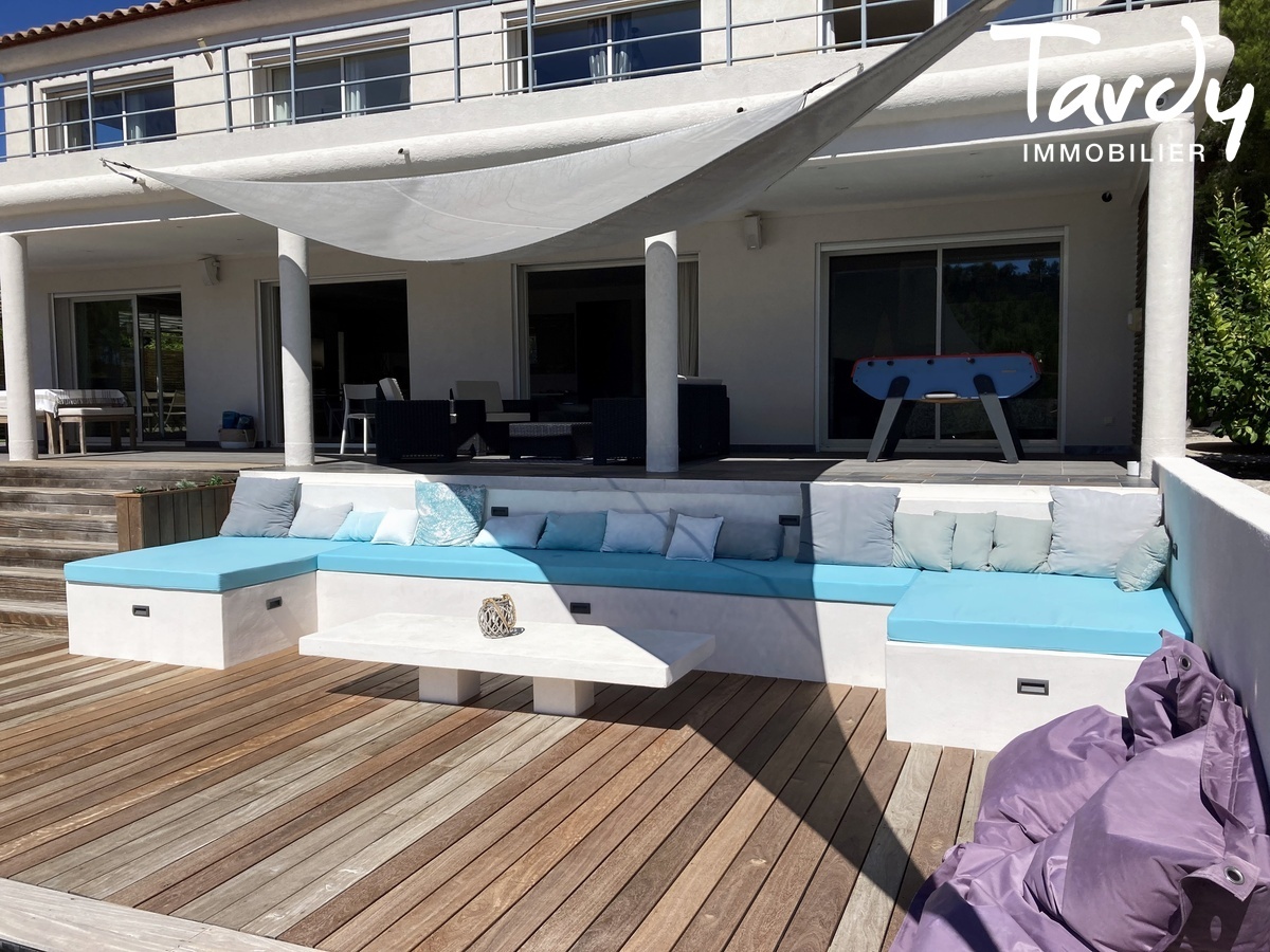 Villa vue mer, proche port et plages - 83150 BANDOL - Bandol - NOUVEAUTE TARDY IMMOBILIER