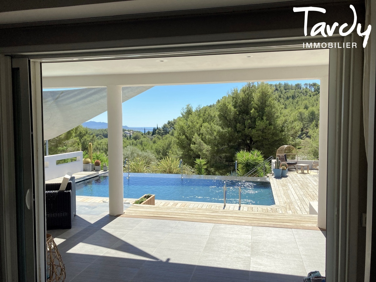 Villa vue mer, proche port et plages - 83150 BANDOL - Bandol - VILLA RECENTE