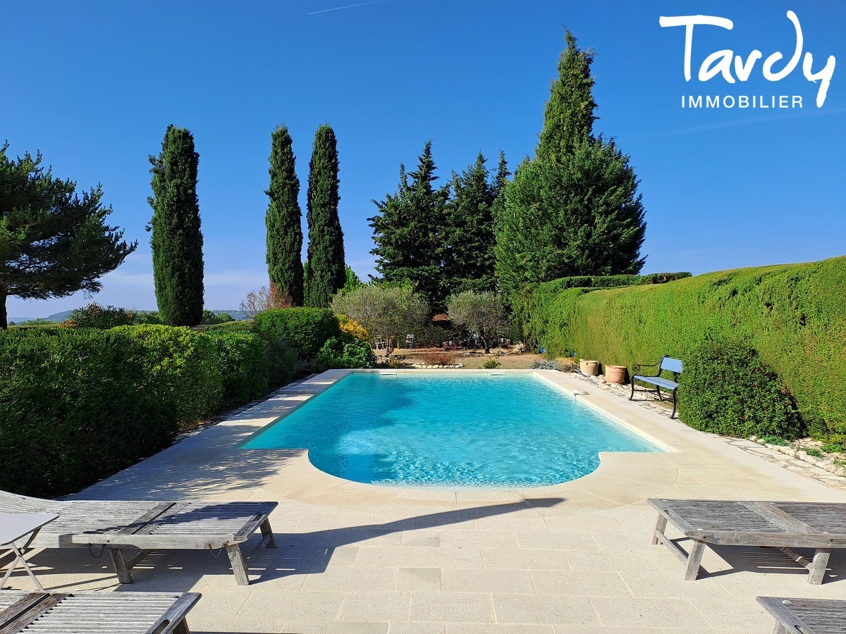 Mas en pierres - au coeur des vignes - 84160 CUCURON - Lourmarin - Proprit de charme au calme Lourmarin