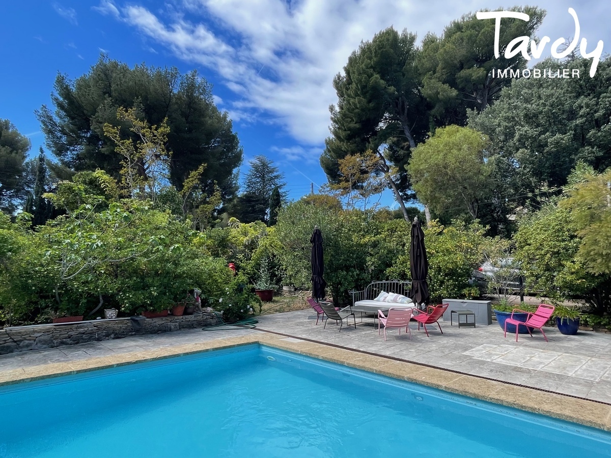 Villa de caractre - 13600 LA CIOTAT - La Ciotat - La Ciotat Jardin et piscine