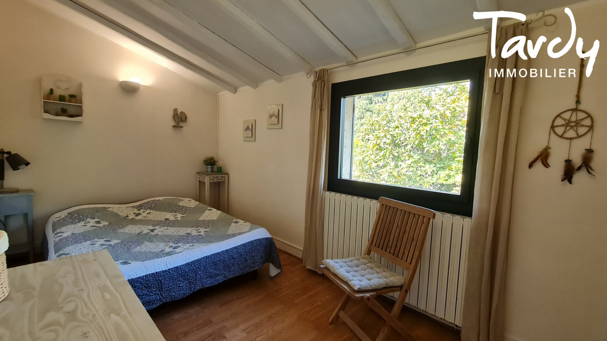 Demeure provenale vue nature - 84000 AVIGNON - Aramon