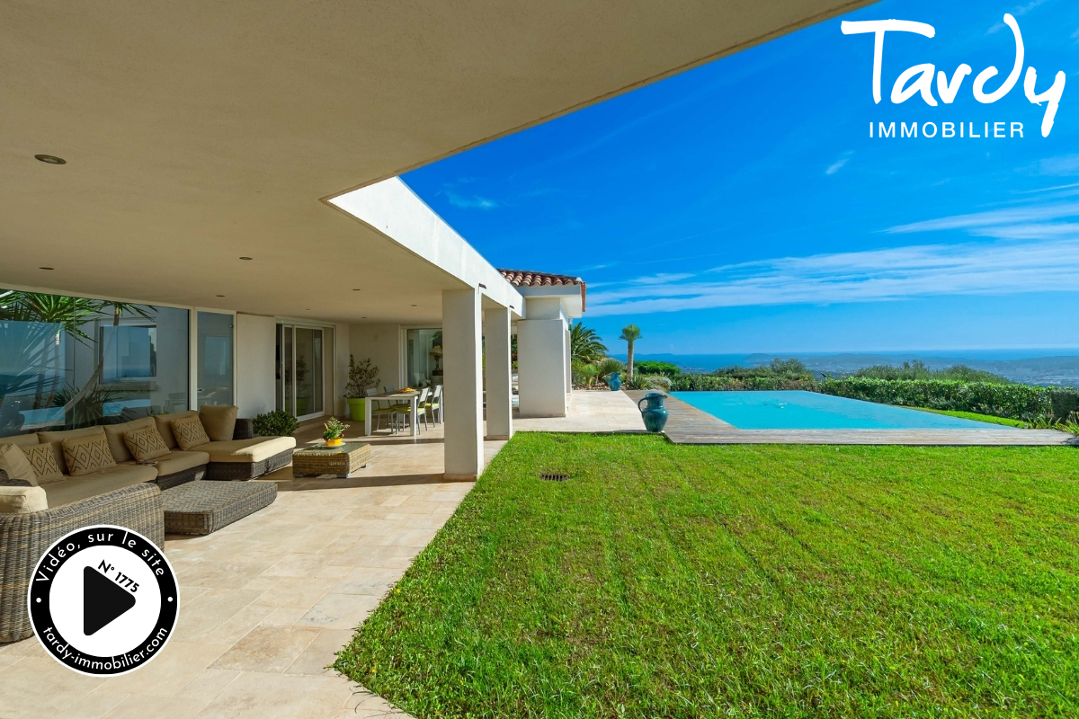 Plain-pied vue mer et collines, terrain plat - 83190 OLLIOULES - Sanary-sur-Mer