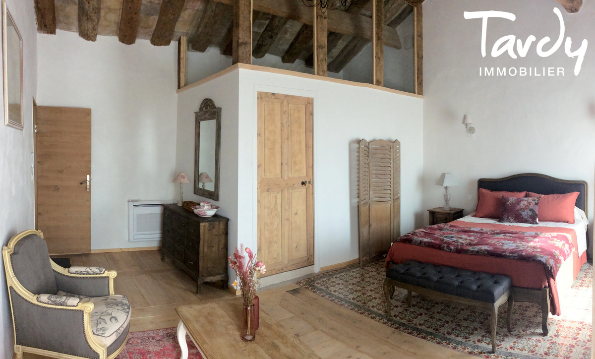Bastide de village avec jardin et vue - 13150 BOULBON - Avignon - Mas en pierre, village de Boulon, Alpilles, suite parentale