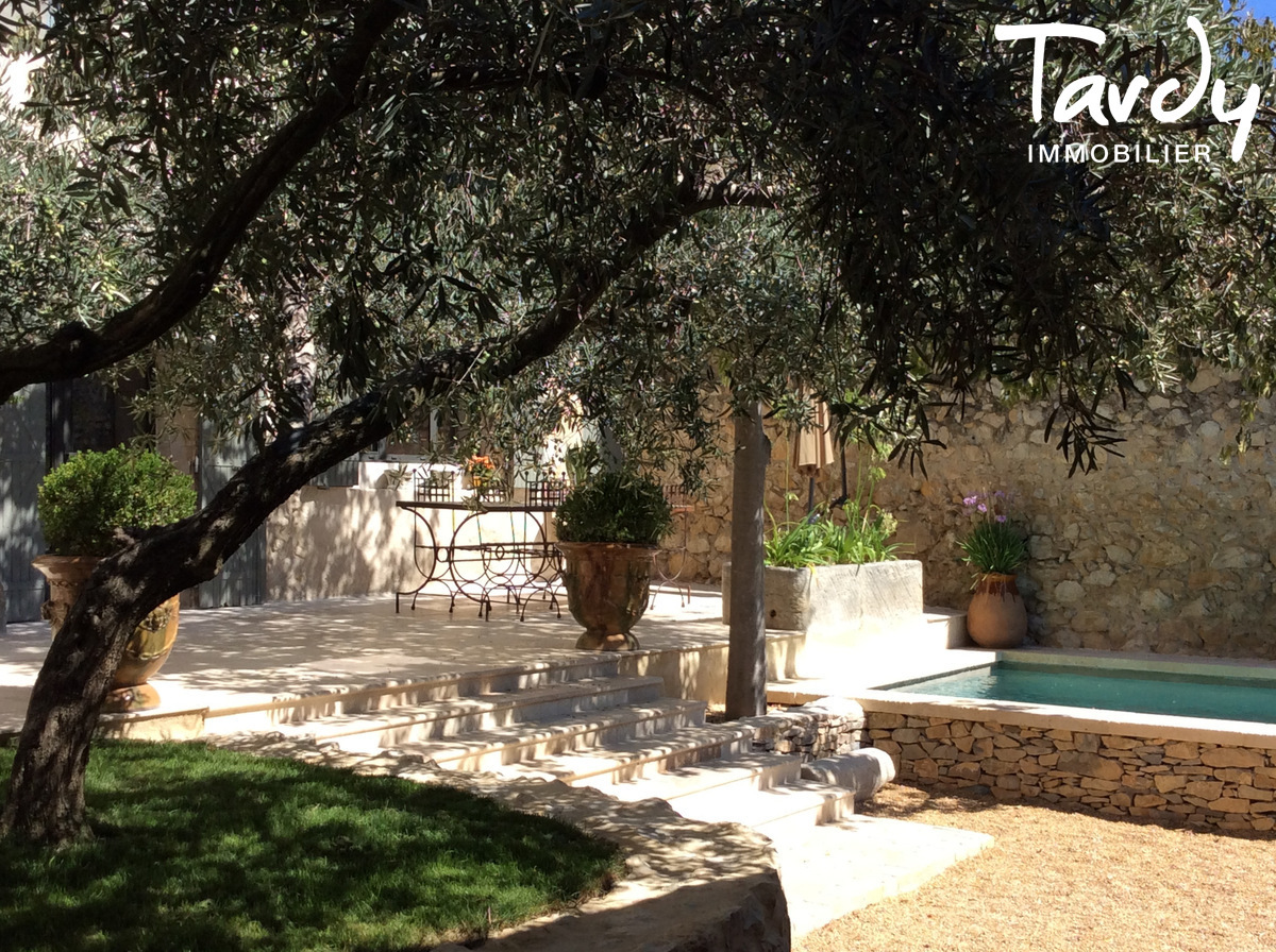 Bastide de village avec jardin et vue - 13150 BOULBON - Avignon - Mas en pierre, village de Boulon, Alpilles