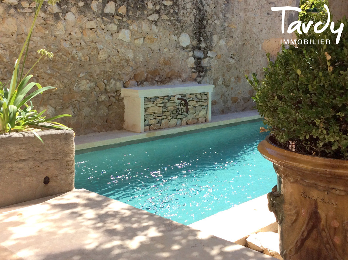 Bastide de village avec jardin et vue - 13150 BOULBON - Avignon - Mas en pierre, village de Boulon, Proche Avignon