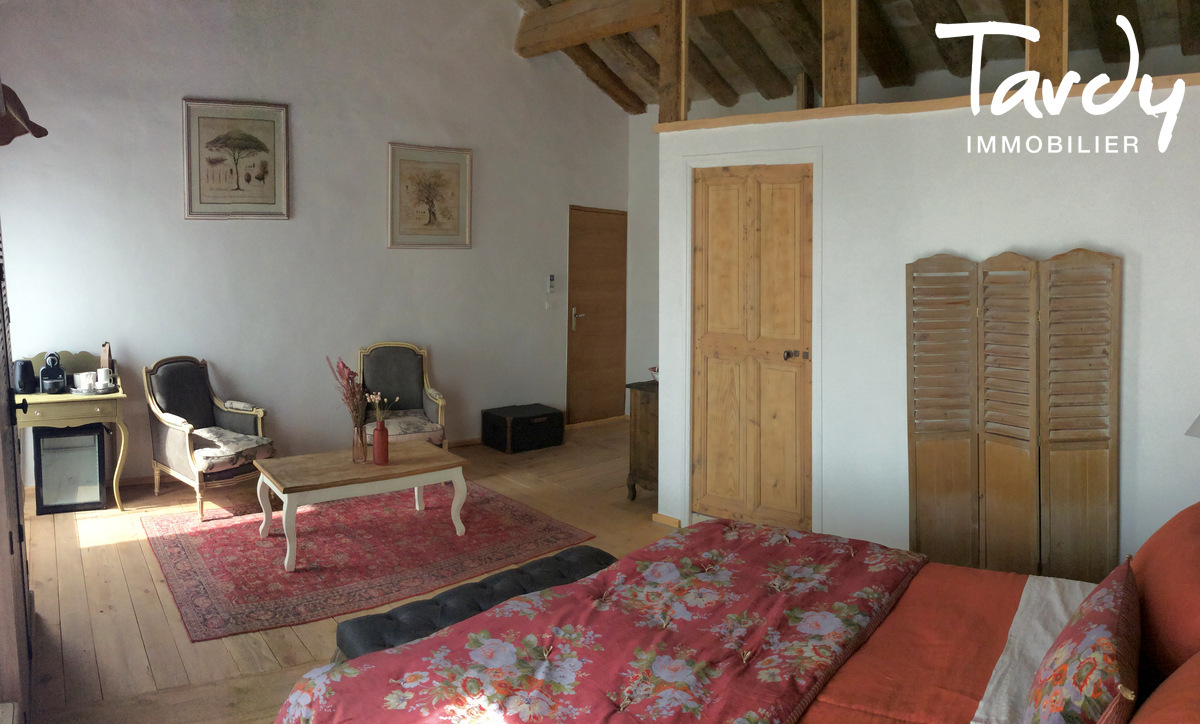 Bastide de village avec jardin et vue - 13150 BOULBON - Avignon