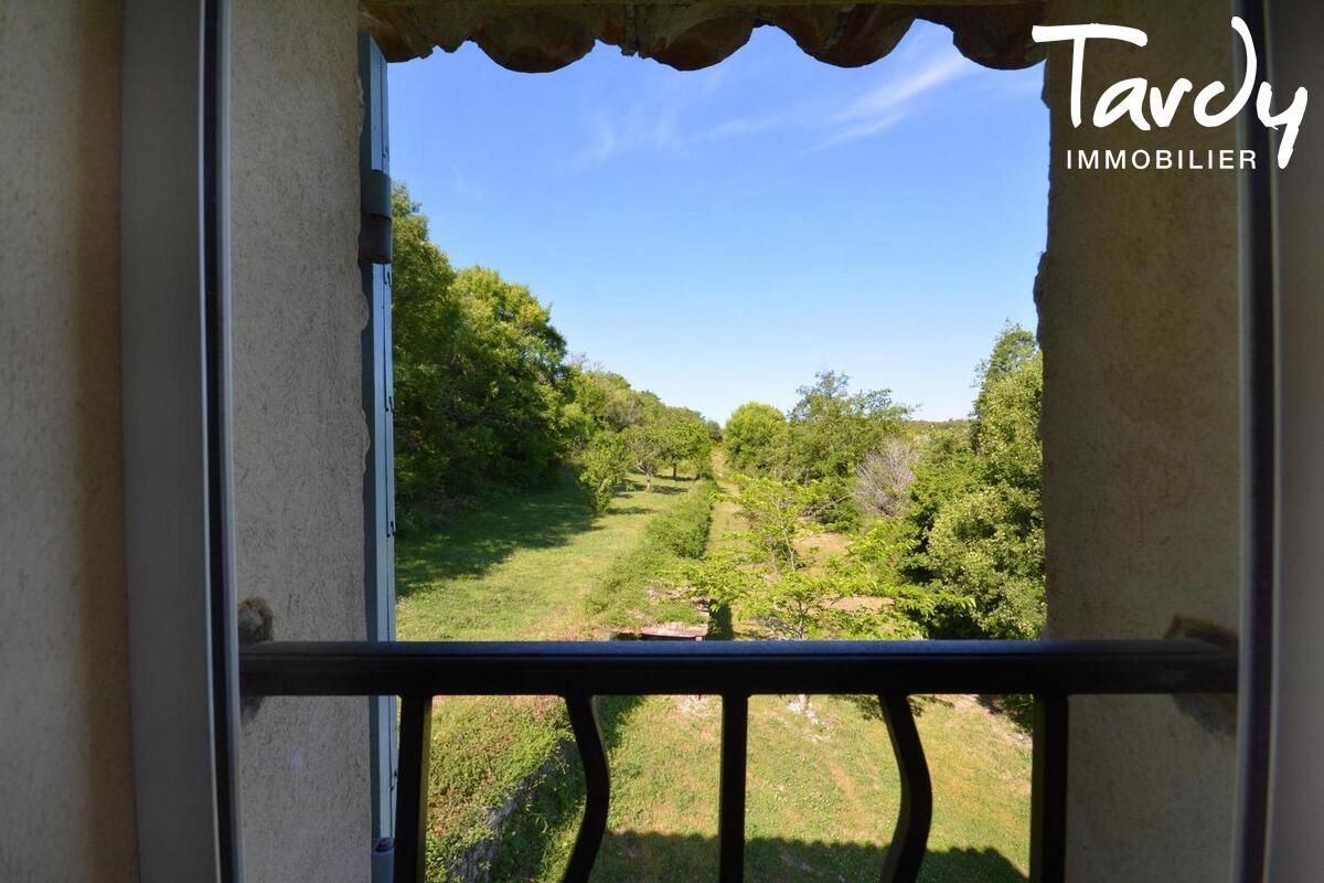 Proprit de caractre du 18me au coeur du Luberon  84480 BUOUX - Buoux