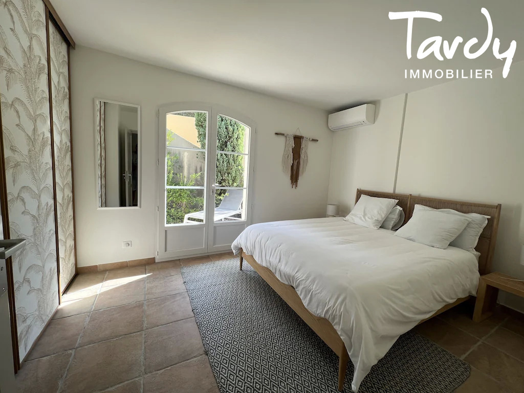 Belle bastide, vue mer et proche plage  83980 LE LAVANDOU - Le Lavandou - Bastide provenale vue mer Le Lavandou Tardy Immobilier