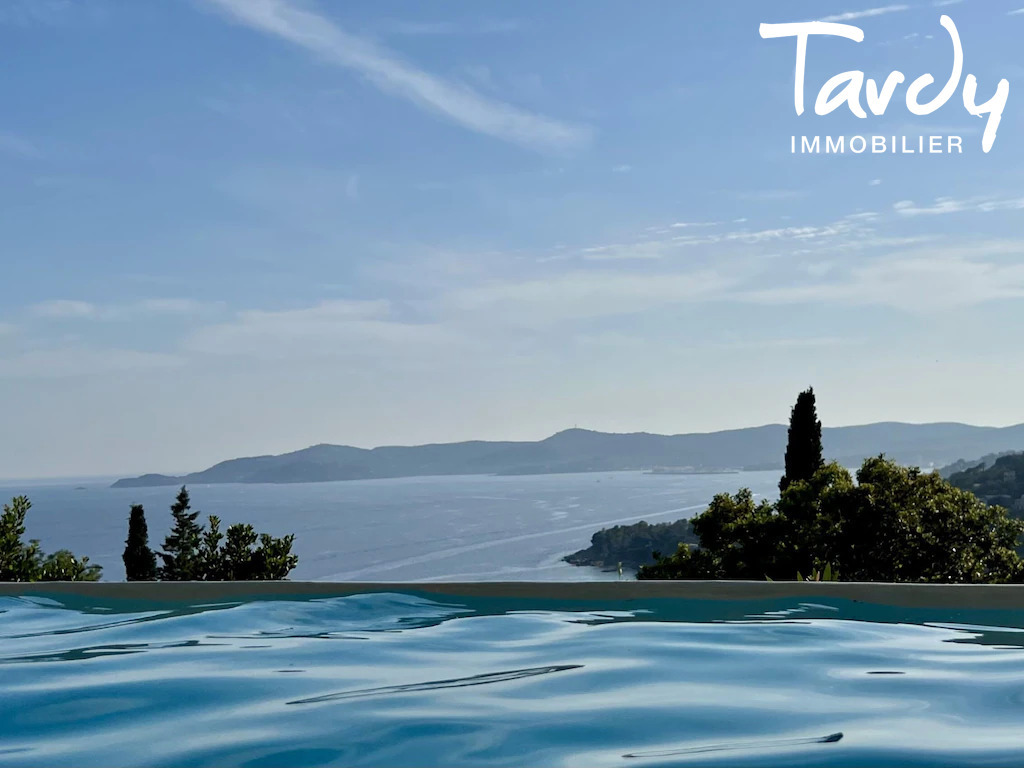 Belle bastide, vue mer et proche plage  83980 LE LAVANDOU - Le Lavandou - Bastide provenale vue mer Le Lavandou Tardy Immobilier