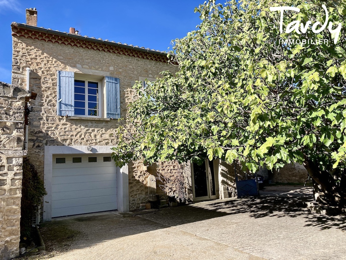 Maison de village avec jardin - Au calme - PROCHE 84220 GORDES - Gordes