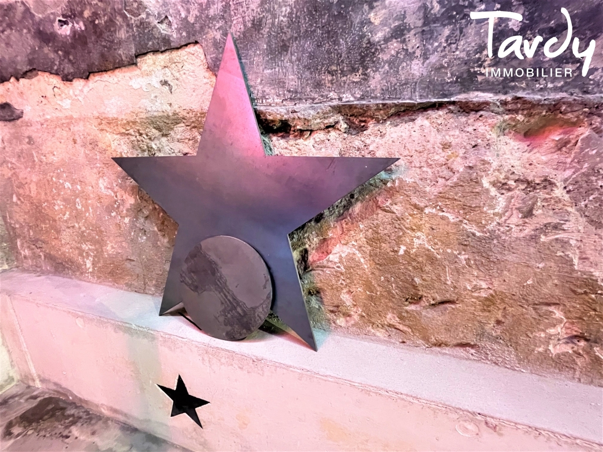 Loft d'activit commerciale centre ville - 83400 HYERES - Hyres - HYERES LOCAL ATELIER