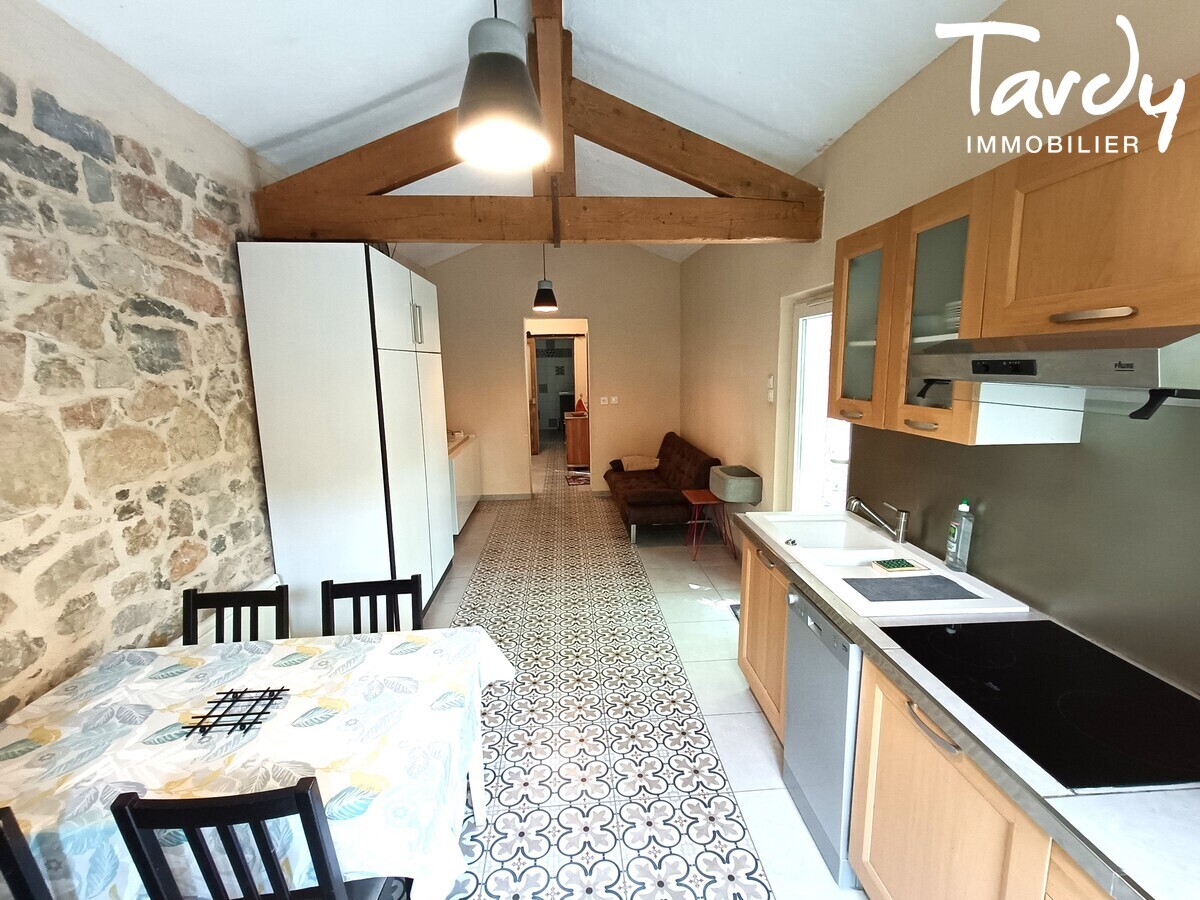 Domaine vue vignes  83210 SOLLIES PONT - Sollis-Pont - Domaine viticole Haras bord de mer Var Tardy Immobilier