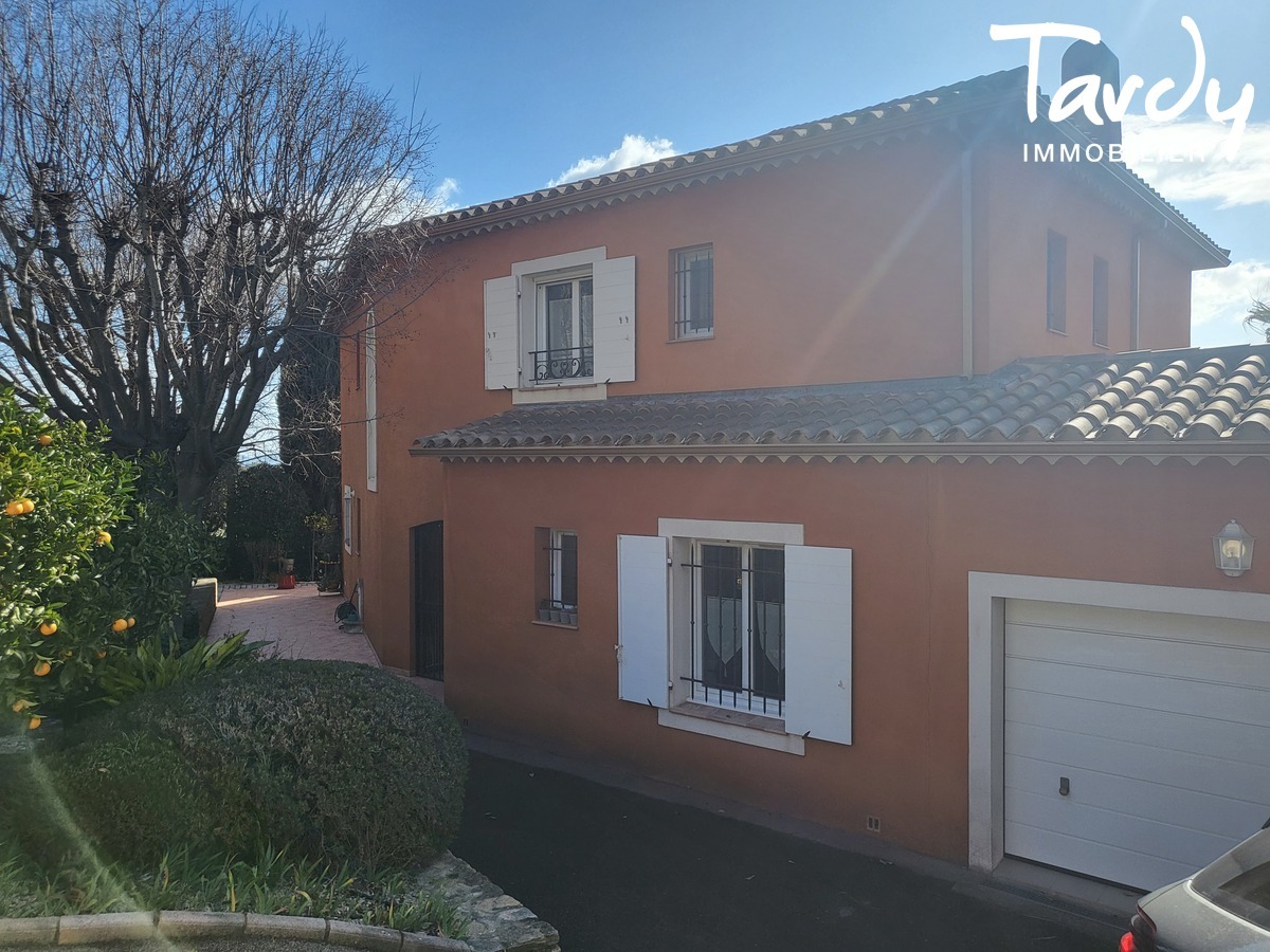 Belle provenale proche du village - 83190 OLLIOULES  - Ollioules - Bien rare - OLLIOULES 83190 TARDY IMMOBILIER