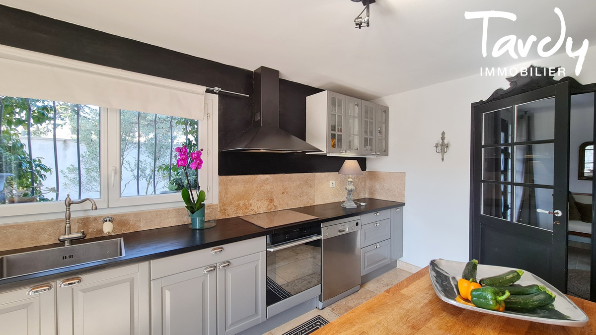 Villa rnove - 30400 haut de VILLENEUVE-LES-AVIGNON - Villeneuve-ls-Avignon