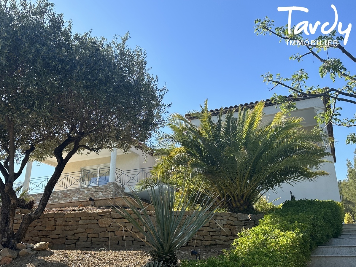Vues panoramiques mer et collines - 83740 LA CADIERE D'AZUR - La Cadire-d'Azur - TARDY IMMOBILIER