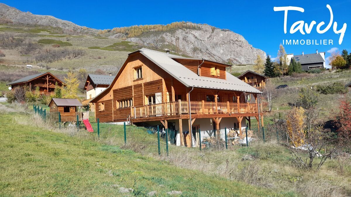 Chalet rcent - vue panoramique - 04530 SAINT PAUL SUR UBAYE - Barcelonnette