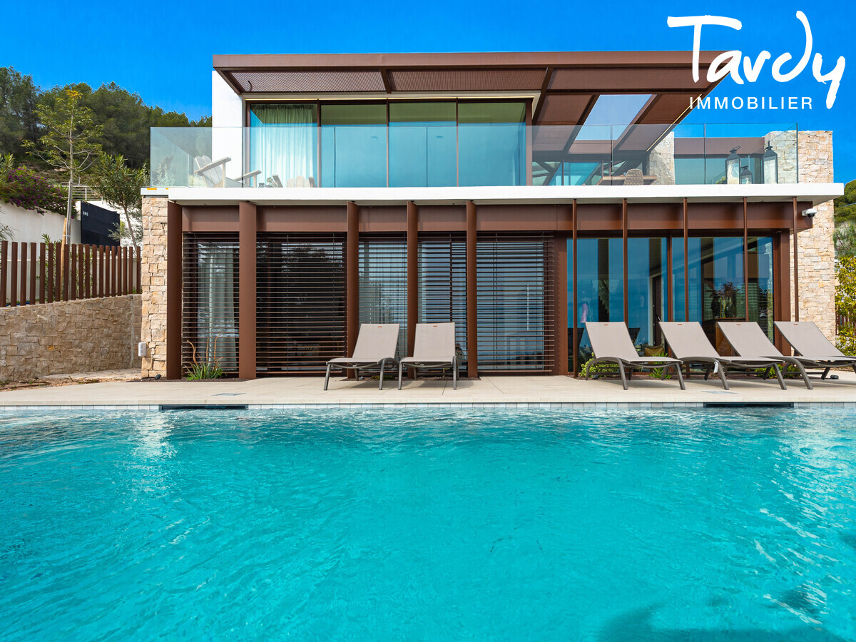 Villa vue mer en Investissement Parahtellerie - 83150 BANDOL  - Bandol - Rsidence aux Prestations haut de gamme