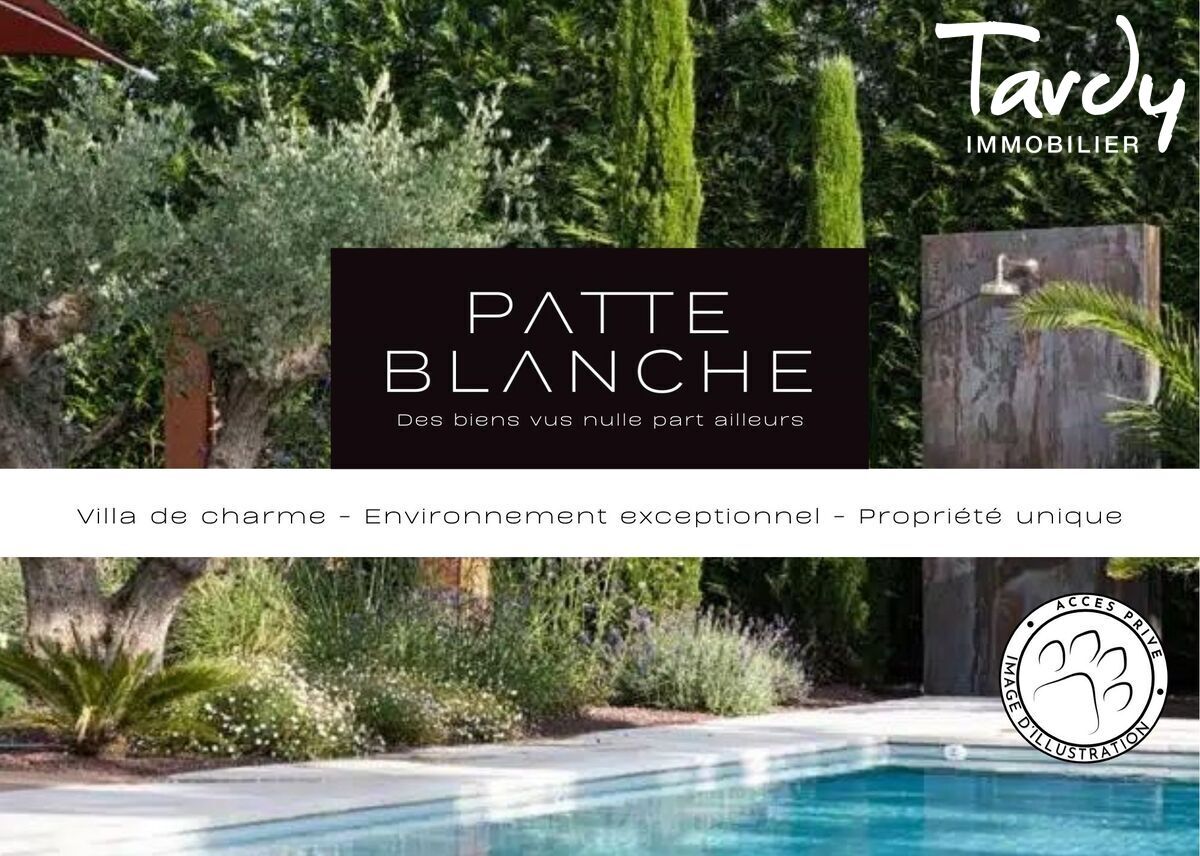 Proprit d'exception dans le triangle d'or - 84560 MENERBES - Mnerbes - EXCLUSIVIT VILLA PLAIN PIED VUE PANORAMIQUE LUBERON 84560 MNERBES