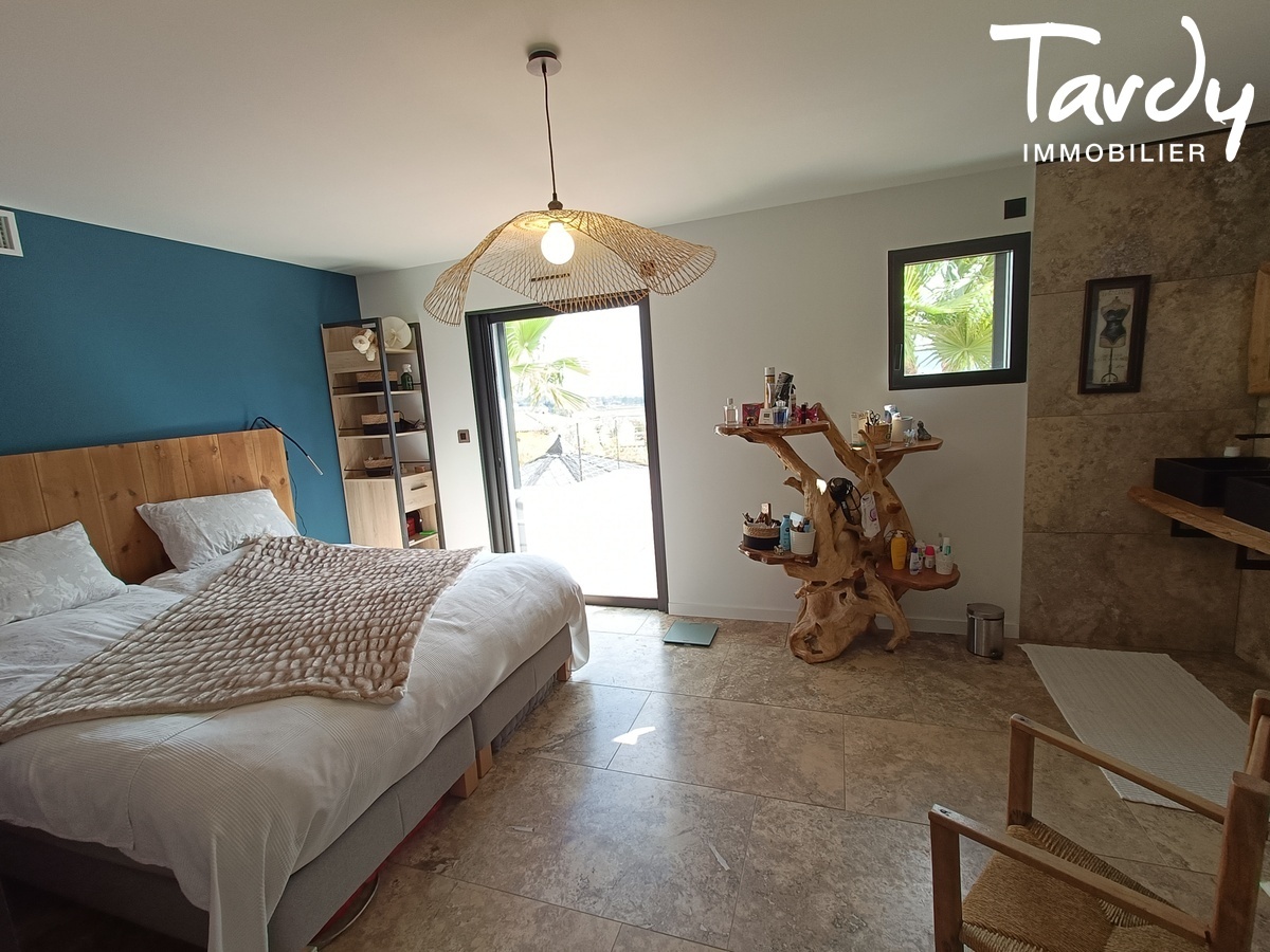 Villa neuve de plain-pied, calme et piscine  83390 CUERS - Pierrefeu-du-Var - Villa plain pied piscine 3 chambres Hyres Cuers Tardy Immobilier