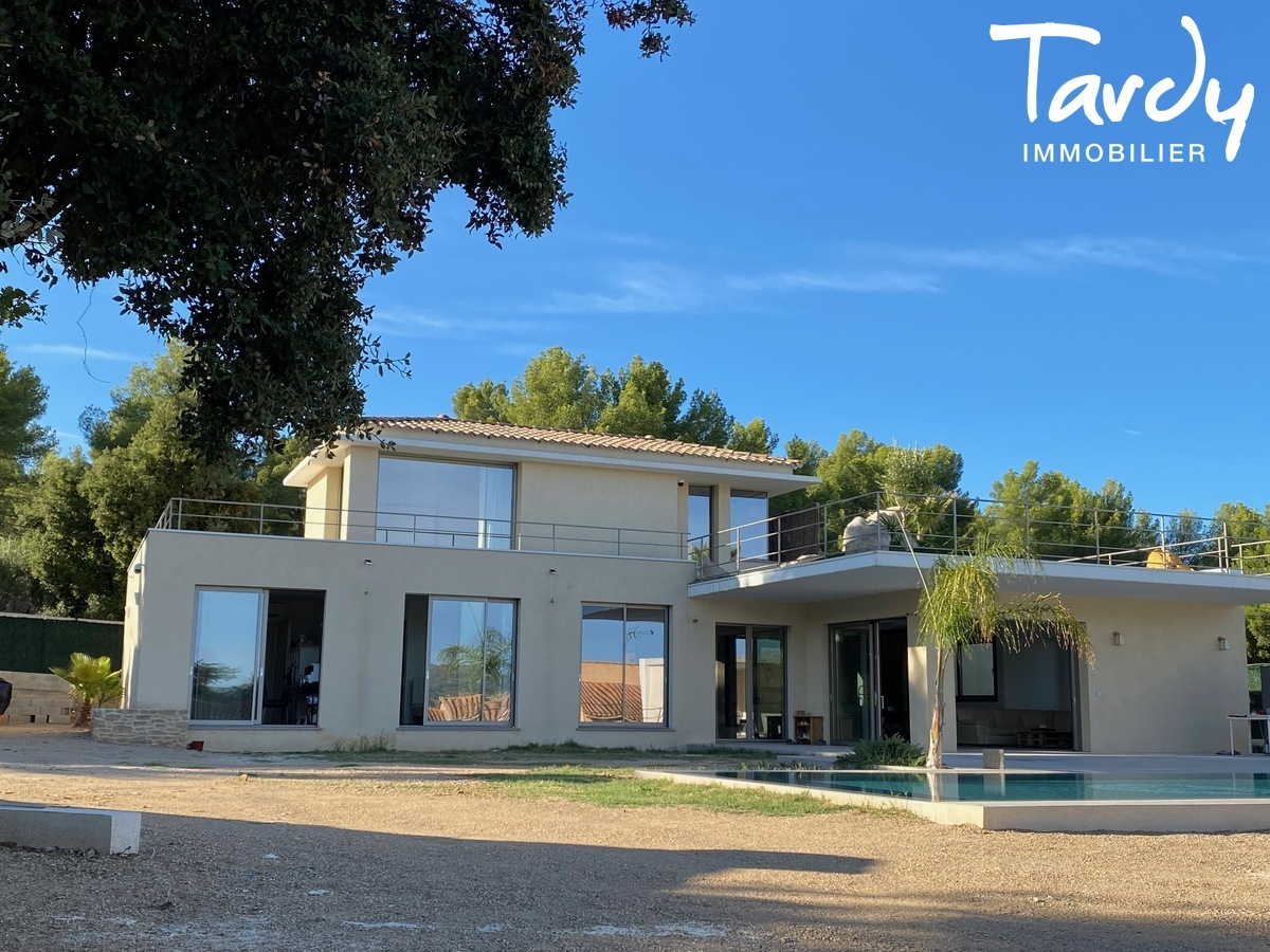 Villa neuve, vue dgage, prestations haut de gamme - 83740 LA CADIERE D'AZUR - La Cadire-d'Azur - TARDY IMMOBILIER villa neuve 83740