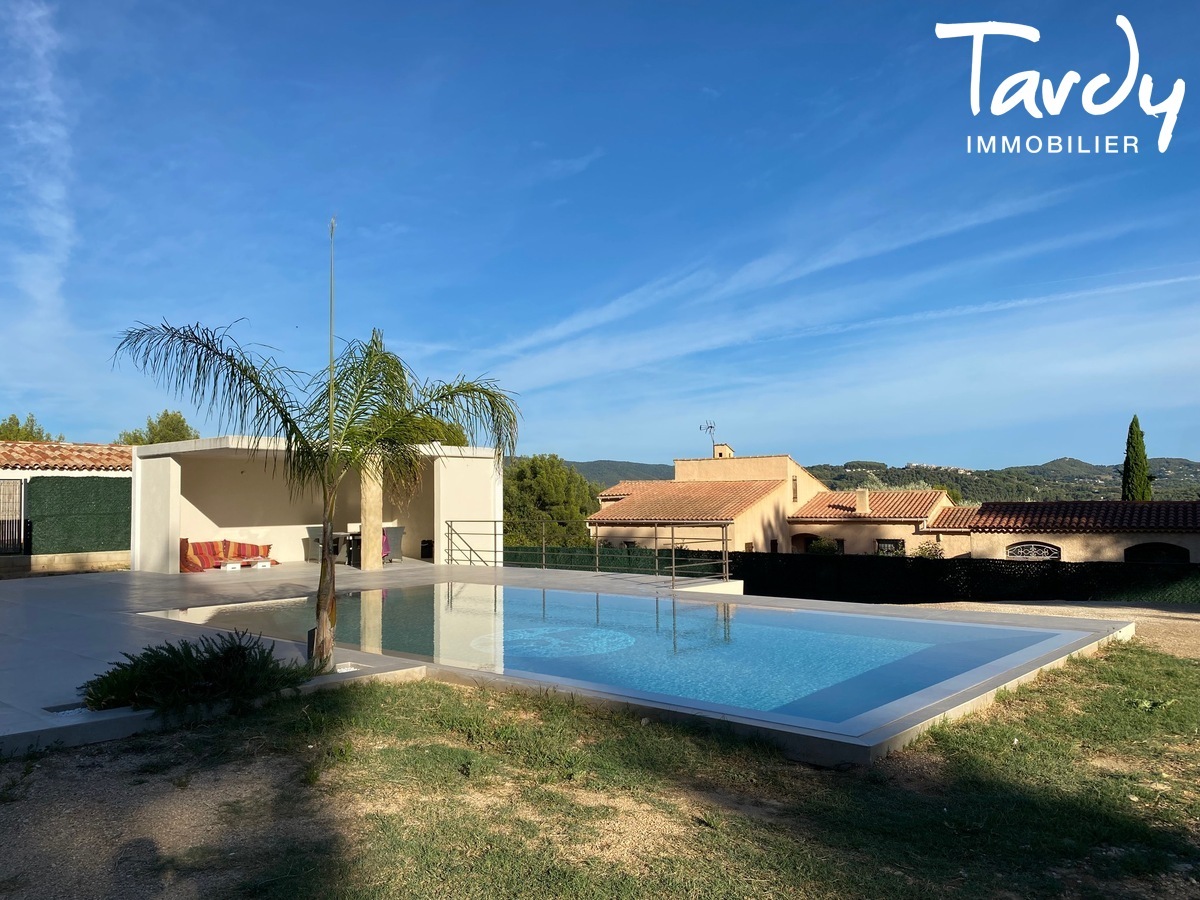 Villa neuve, vue dgage, prestations haut de gamme - 83740 LA CADIERE D'AZUR - La Cadire-d'Azur - NOUVEAUTE LA CADIERE D'AZUR VILLA