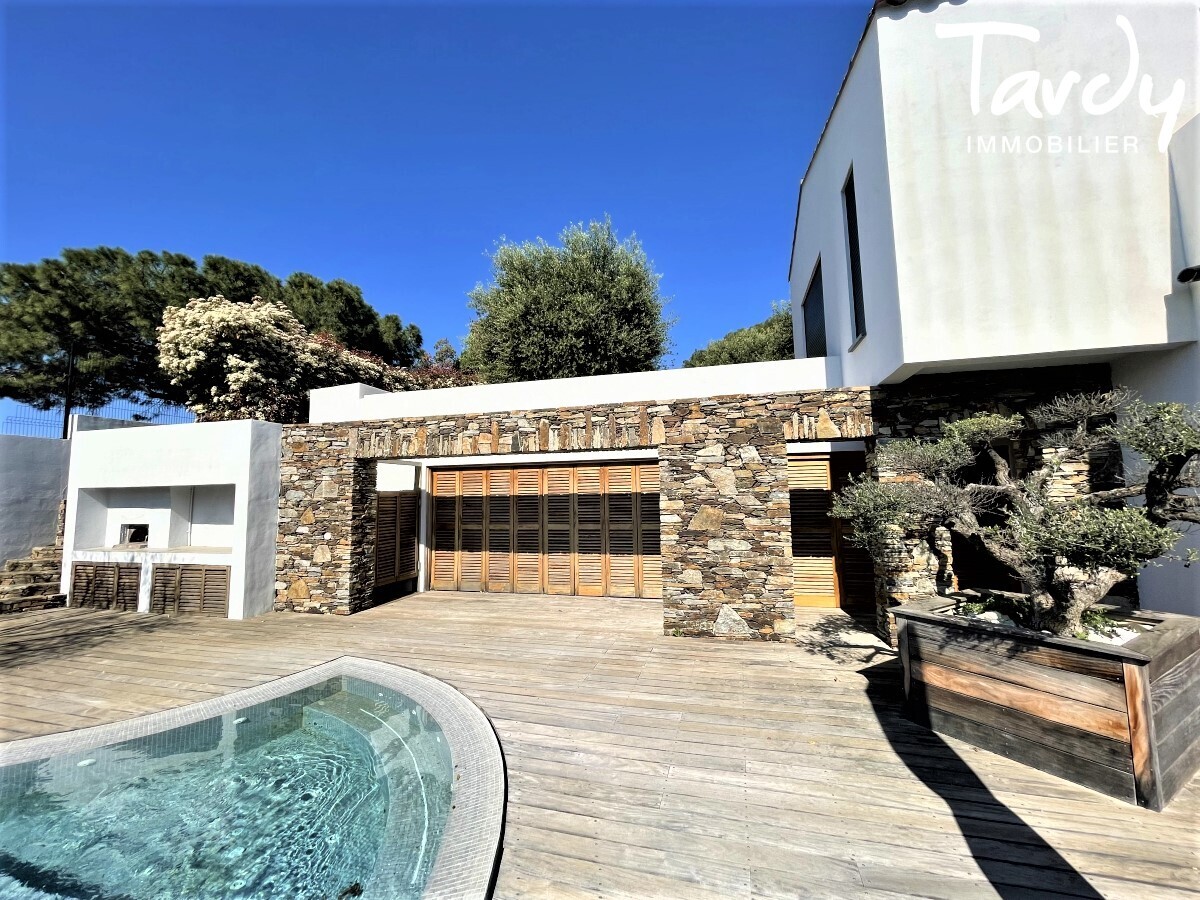 Villa Contemporaine, campagne secteur calme - 83400 HYRES - Hyres - Villa contemporaine proche Hyres Tardy Immobilier