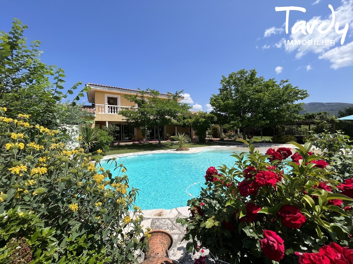 Belle et calme maison familiale - vue dgage - 13100 AIX EN PROVENCE - Aix-en-Provence