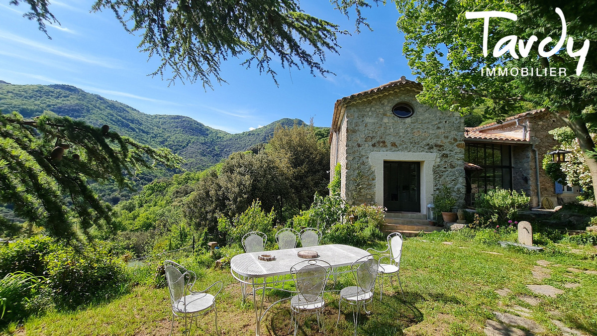 Vritable Mas Cvenole - 30170 CROS - Saint-Roman-de-Codires - Terrasse avec vue Saint Roman