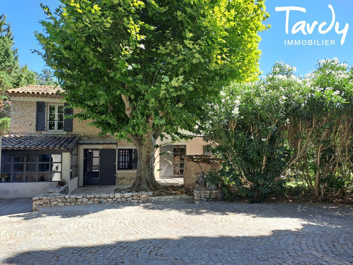 Mas en pierre - Dpendances et piscine - Proche 13 100 AIX EN PROVENCE - Aix-en-Provence