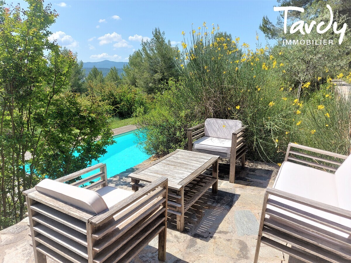 Villa contemporaine - Ecrin de verdure avec vue - 13 100 AIX EN PROVENCE - Aix-en-Provence - Maison contemporaine avec vue