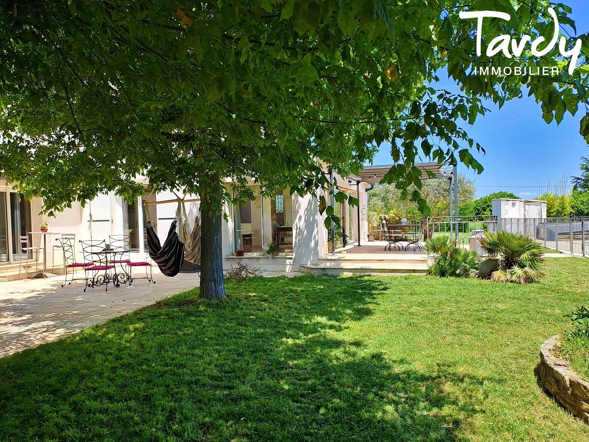 Maison ancienne avec dpendances - Campagne - 04 000 MANOSQUE - Manosque