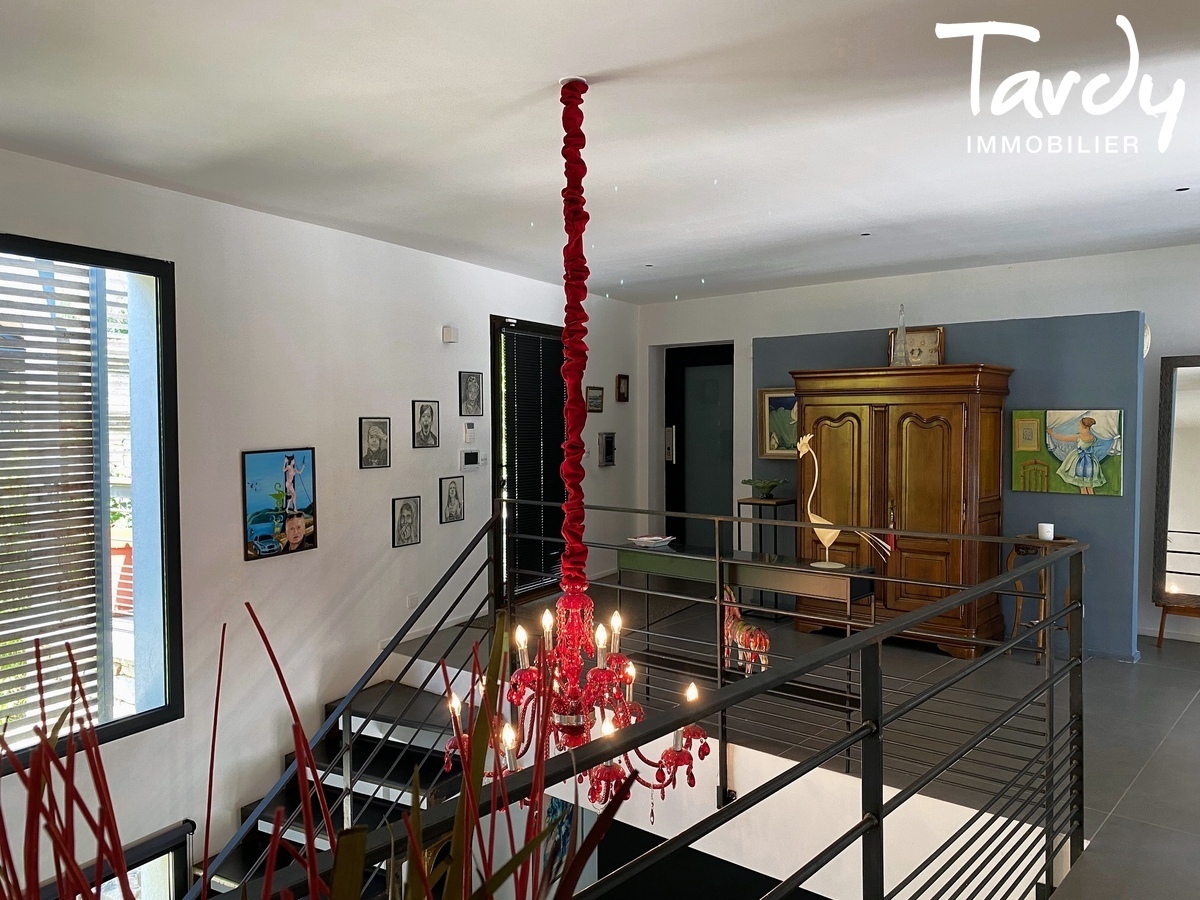Contemporaine, la mer et la plage  pieds - 83150 BANDOL - Bandol - VILLA ARCHITECTE Tardy Bandol