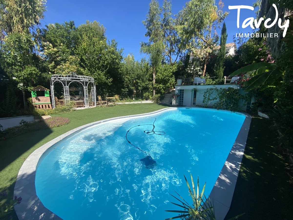 Villa Art Dco dans rsidence securise - 13007 MARSEILLE - Marseille 7me