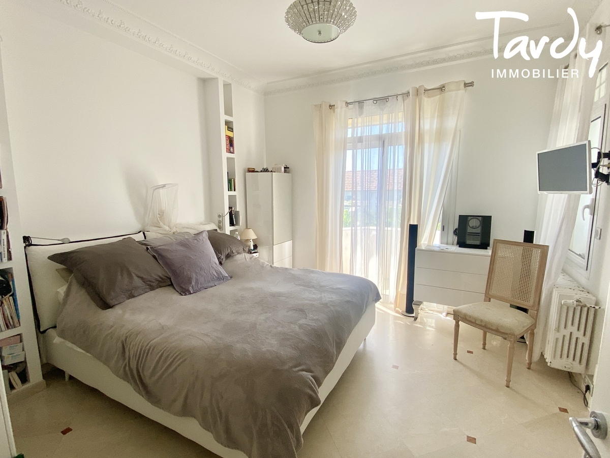 Villa Art Dco dans rsidence securise - 13007 MARSEILLE - Marseille 7me