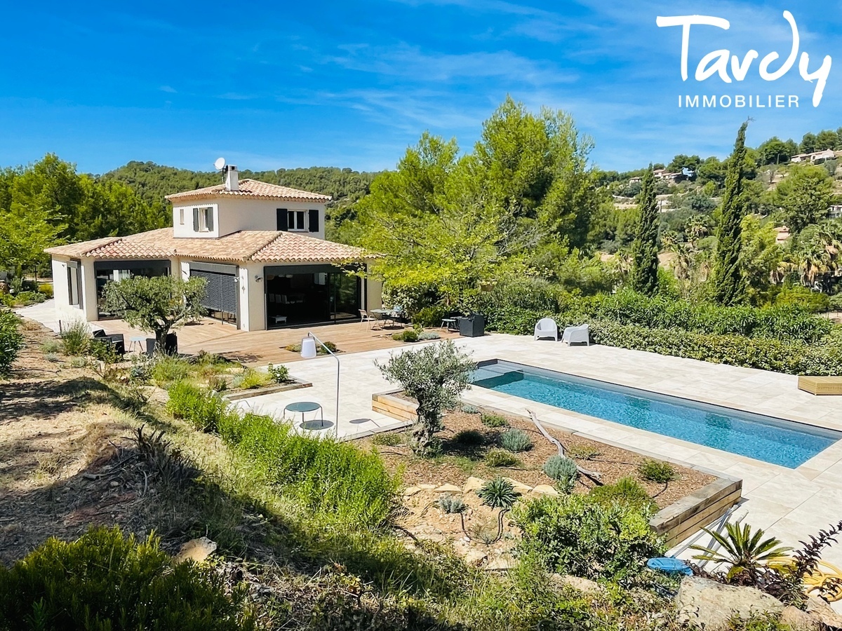 Villa de charme de plain-pied dans la campagne - 83740 LA CADIERE D'AZUR - La Cadire-d'Azur