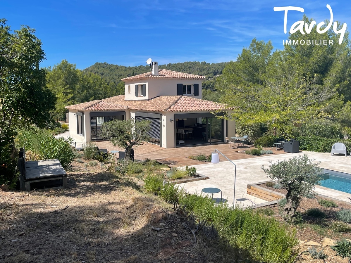 Villa de charme de plain-pied dans la campagne - 83740 LA CADIERE D'AZUR - La Cadire-d'Azur