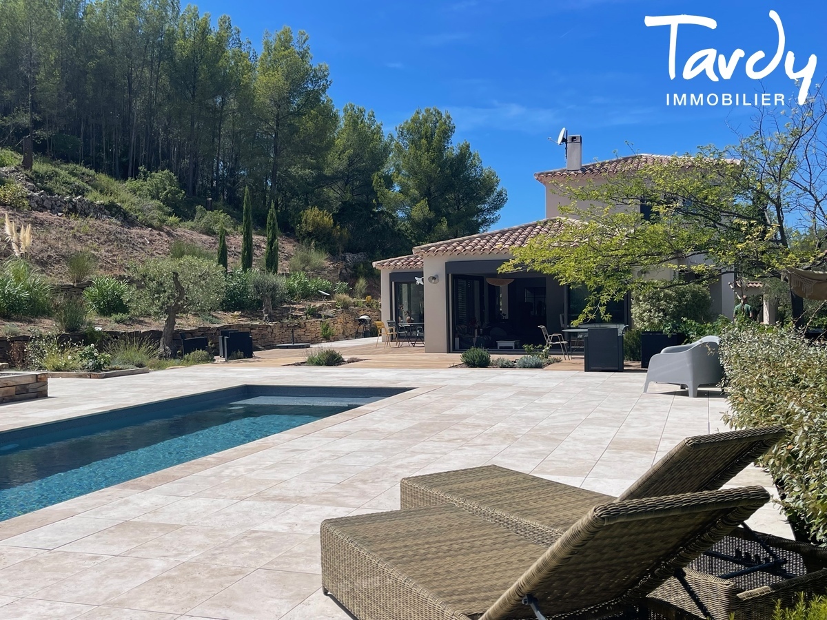 Villa de charme de plain-pied dans la campagne - 83740 LA CADIERE D'AZUR - La Cadire-d'Azur