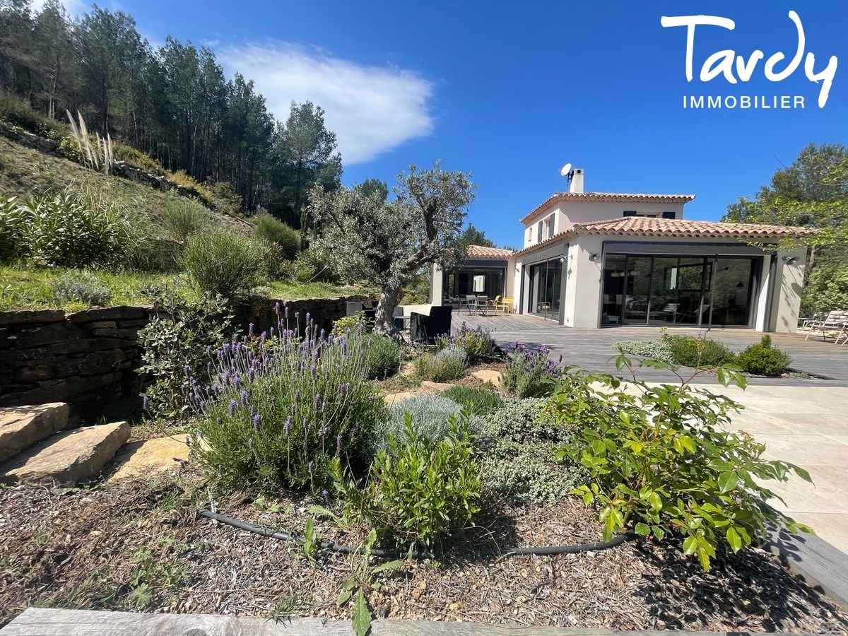 Villa de charme de plain-pied dans la campagne - 83740 LA CADIERE D'AZUR - La Cadire-d'Azur