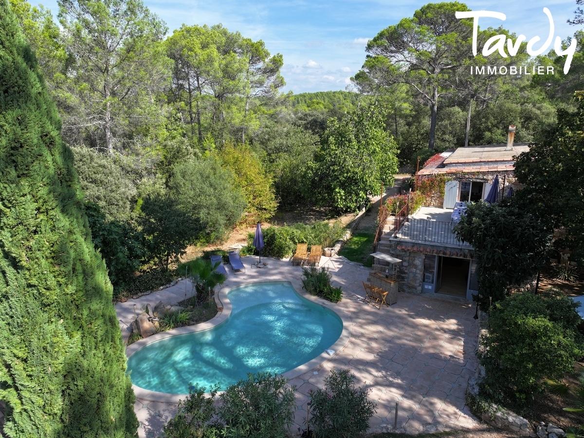 Maison en Pierre 1800 - Calme et proche du lac - 83570 CARCES  - Carcs