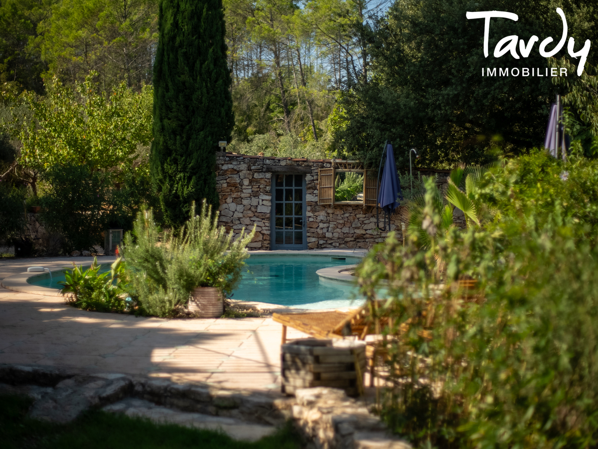 Maison en Pierre 1800 - Calme et proche du lac - 83570 CARCES  - Carcs